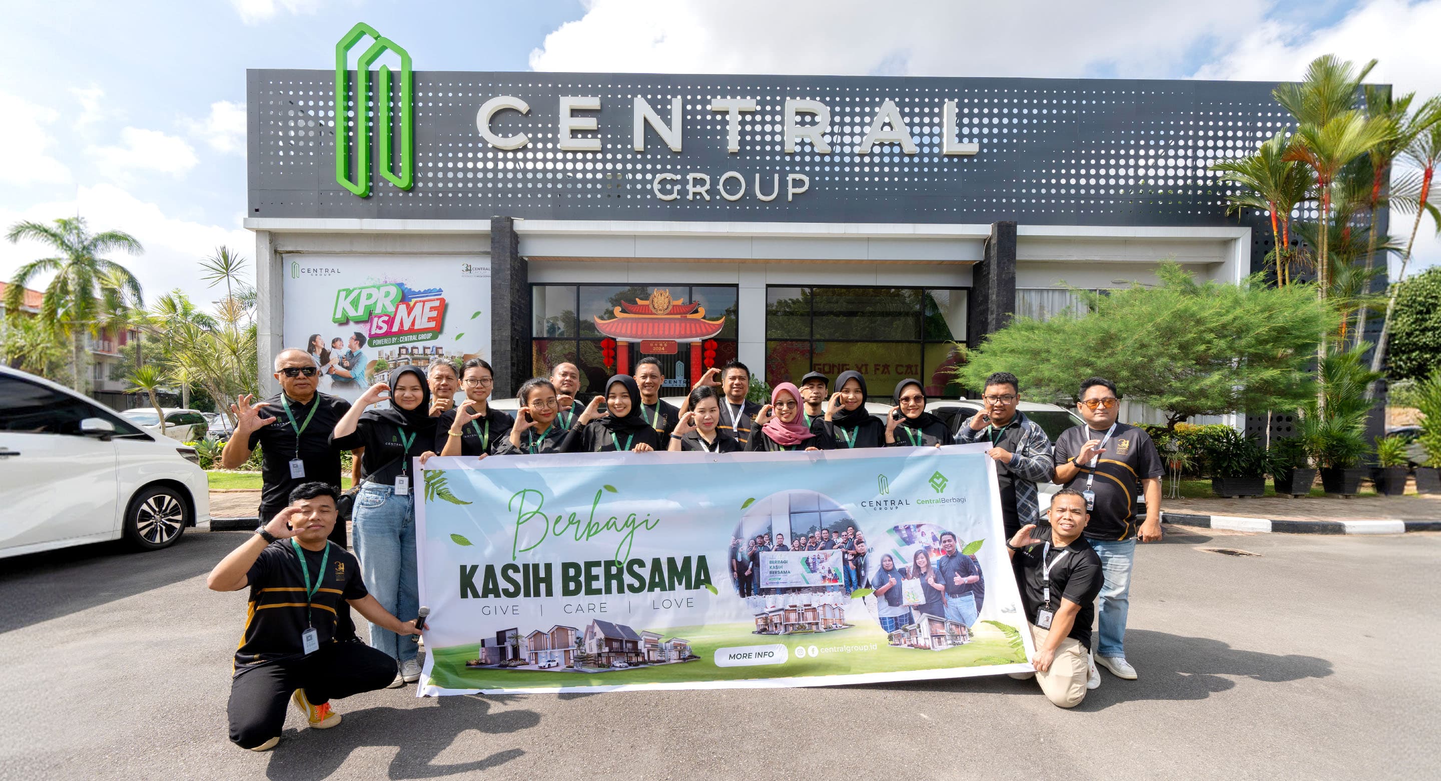 Berbagi Sembako 1